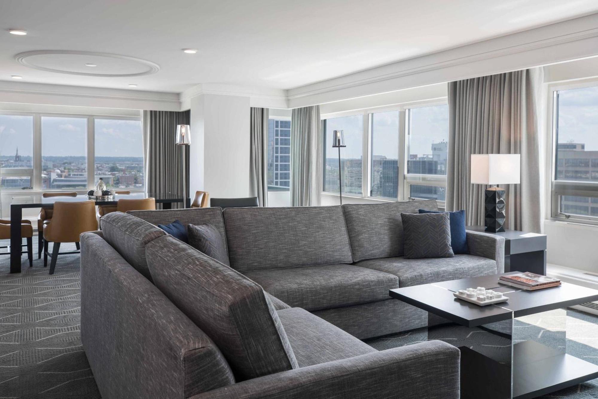 Hotel Renaissance Harborplace Baltimore