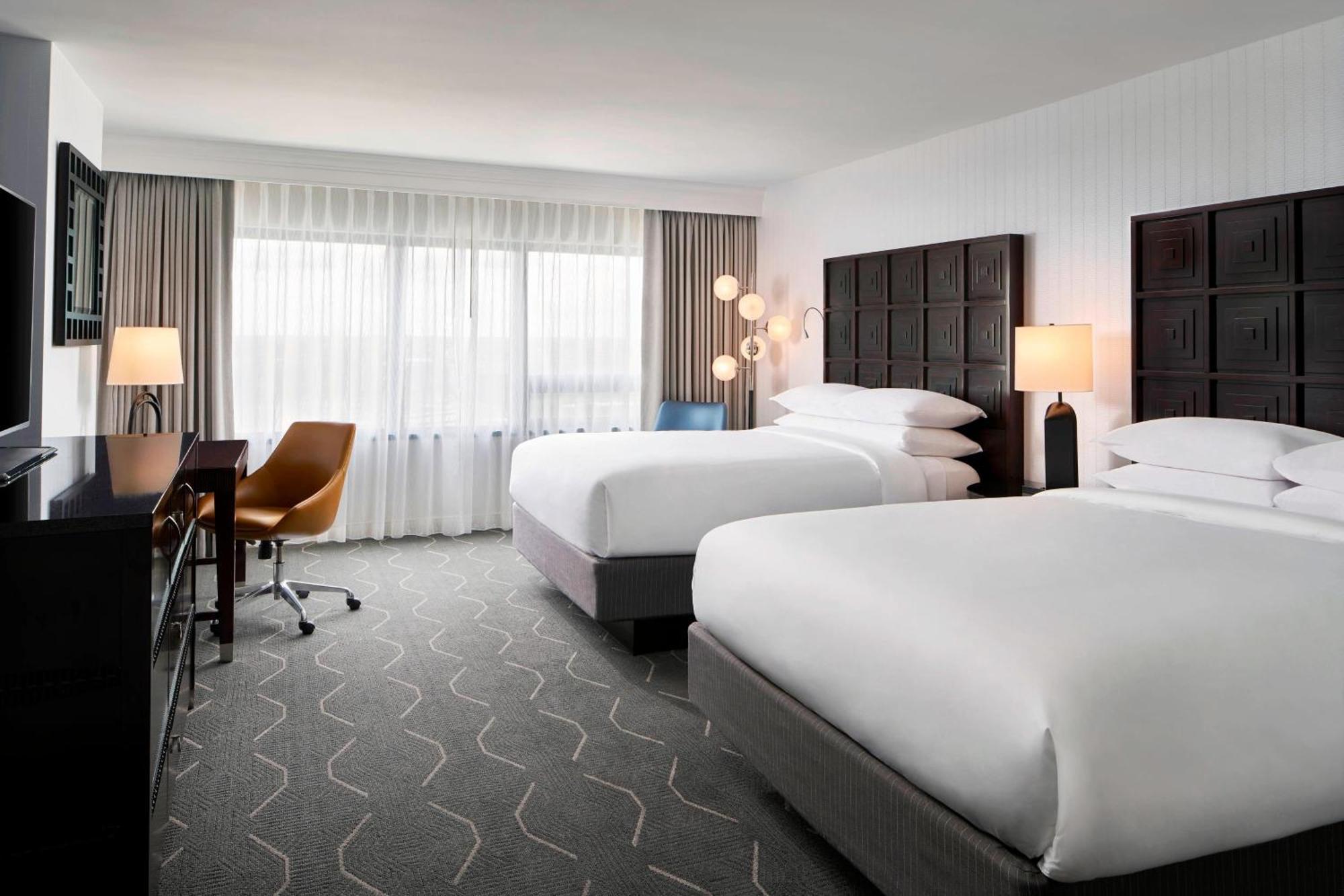 Renaissance Harborplace Hotel